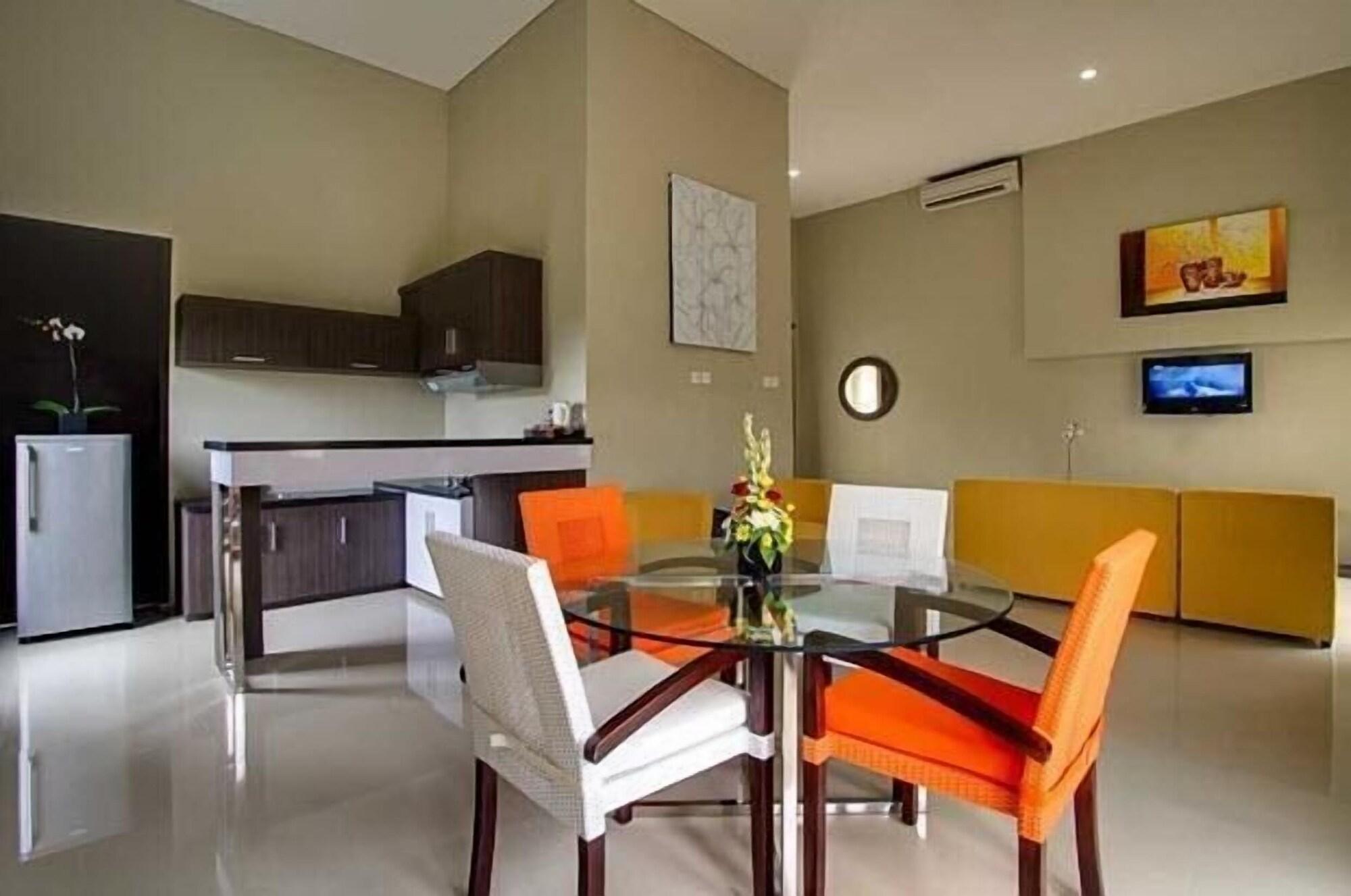 Parkside Denbukit Residence & Suite Jimbaran Extérieur photo