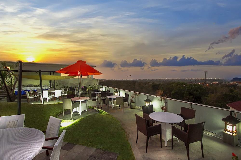 Parkside Denbukit Residence & Suite Jimbaran Extérieur photo