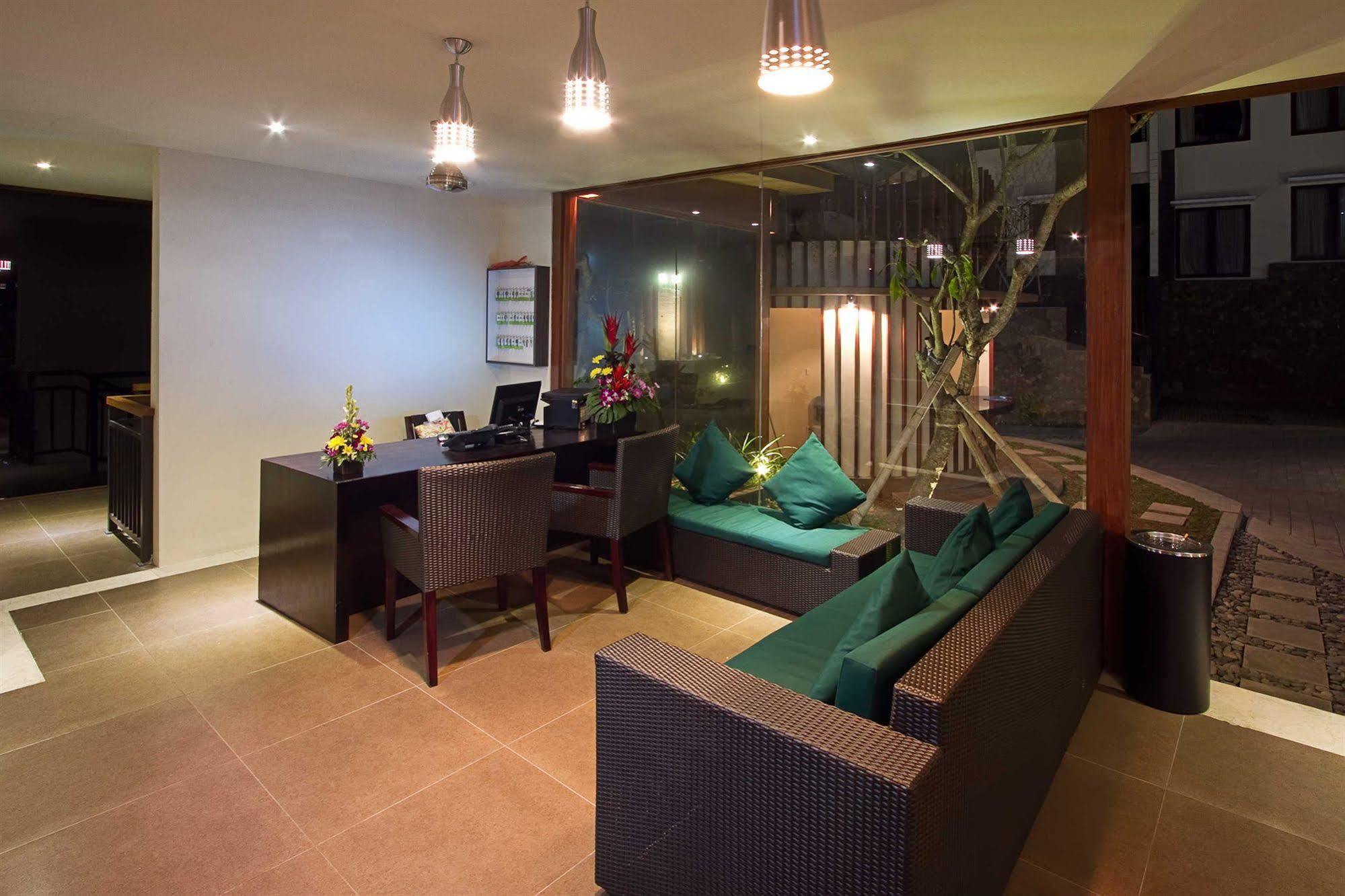 Parkside Denbukit Residence & Suite Jimbaran Extérieur photo